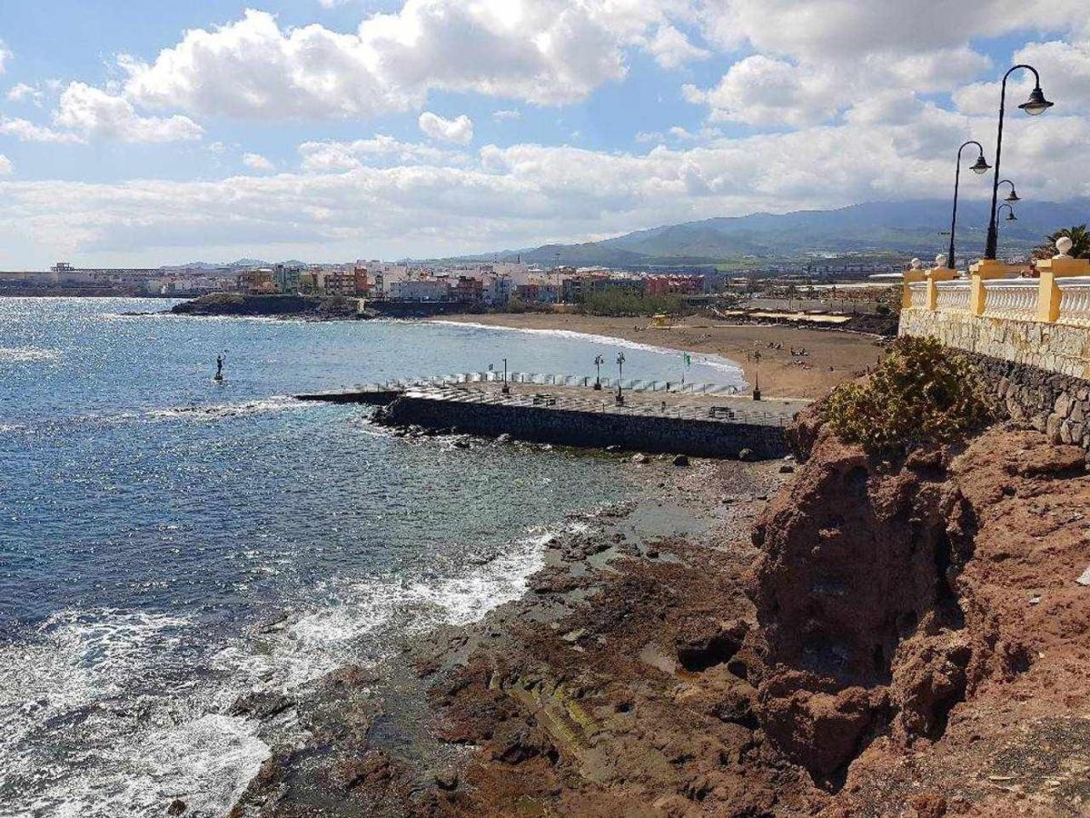 Piso En Primera Linea Con Vistas Directas Al Mar 梅莱纳拉 外观 照片